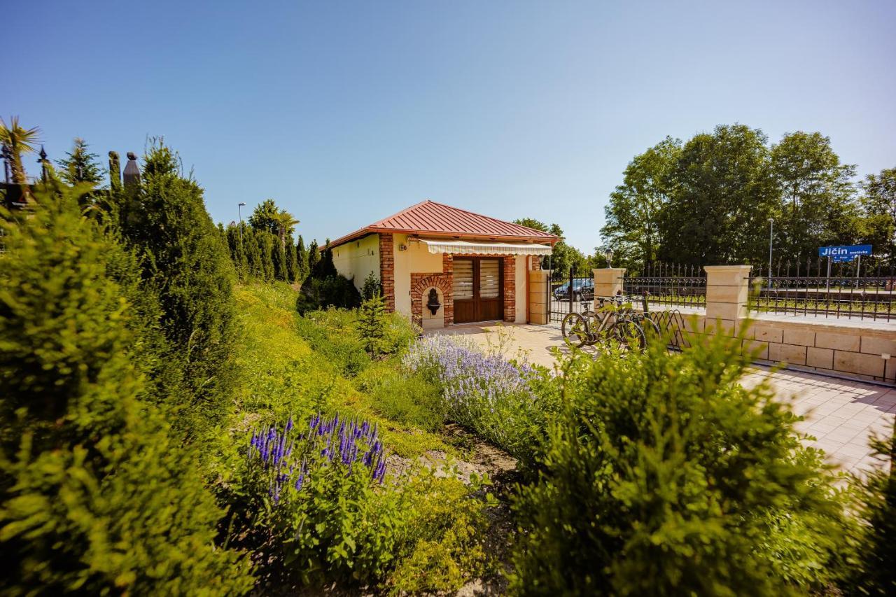 Villa Libosad Jicin Exterior photo